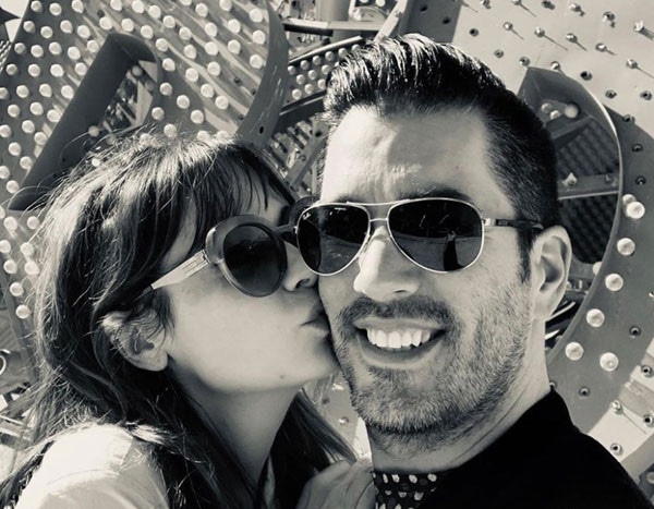 Zooey Deschanel and Jonathan Scott Have a ''Perfect Date Night'' in Las Vegas